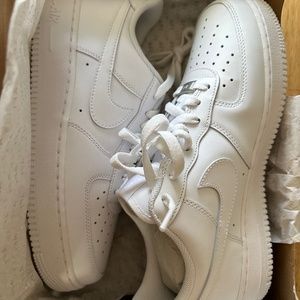 Nike Women’s Air Force 1 ‘07